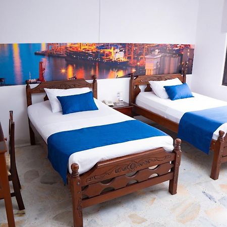 Hotel Steven Buenaventura Buitenkant foto