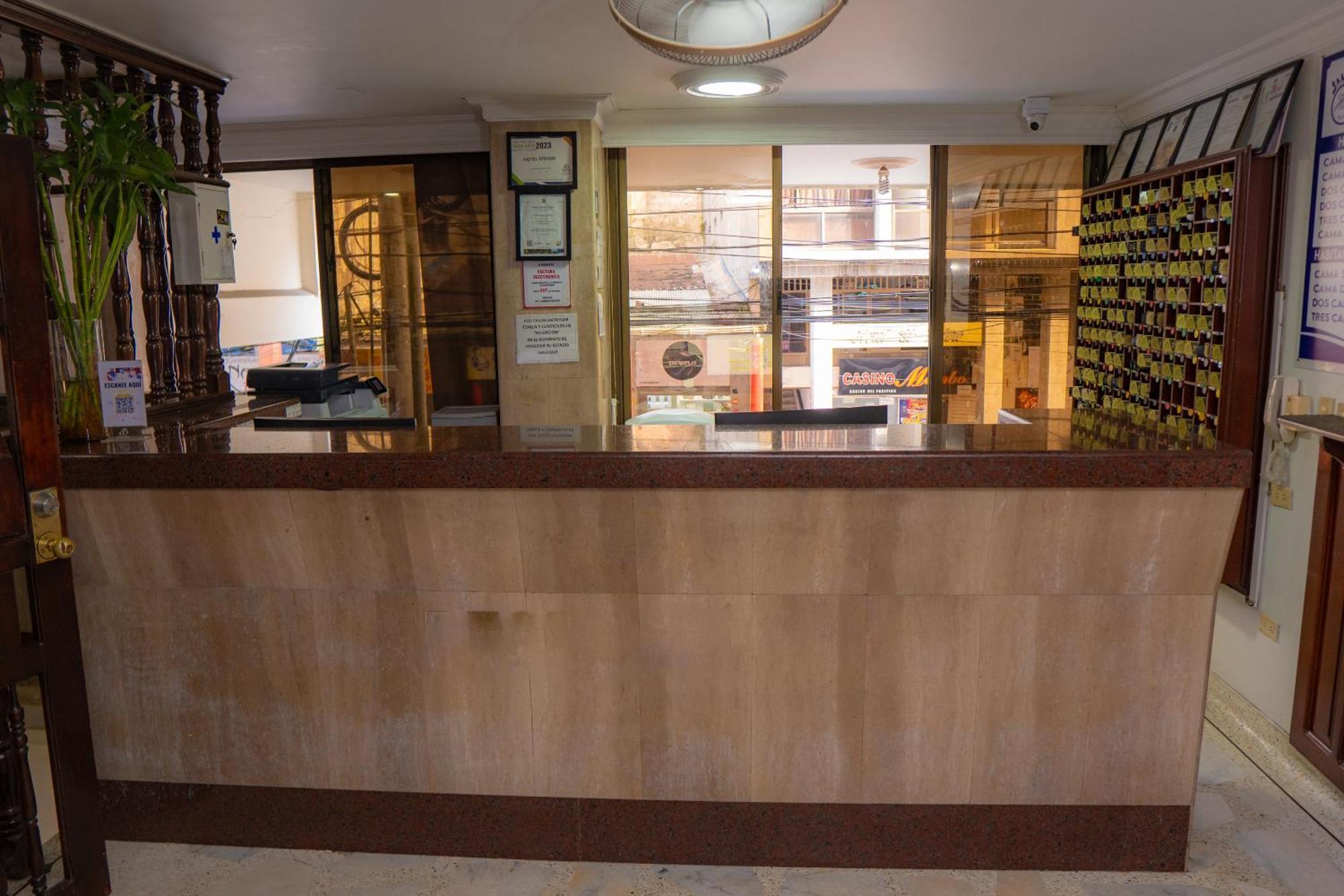 Hotel Steven Buenaventura Buitenkant foto