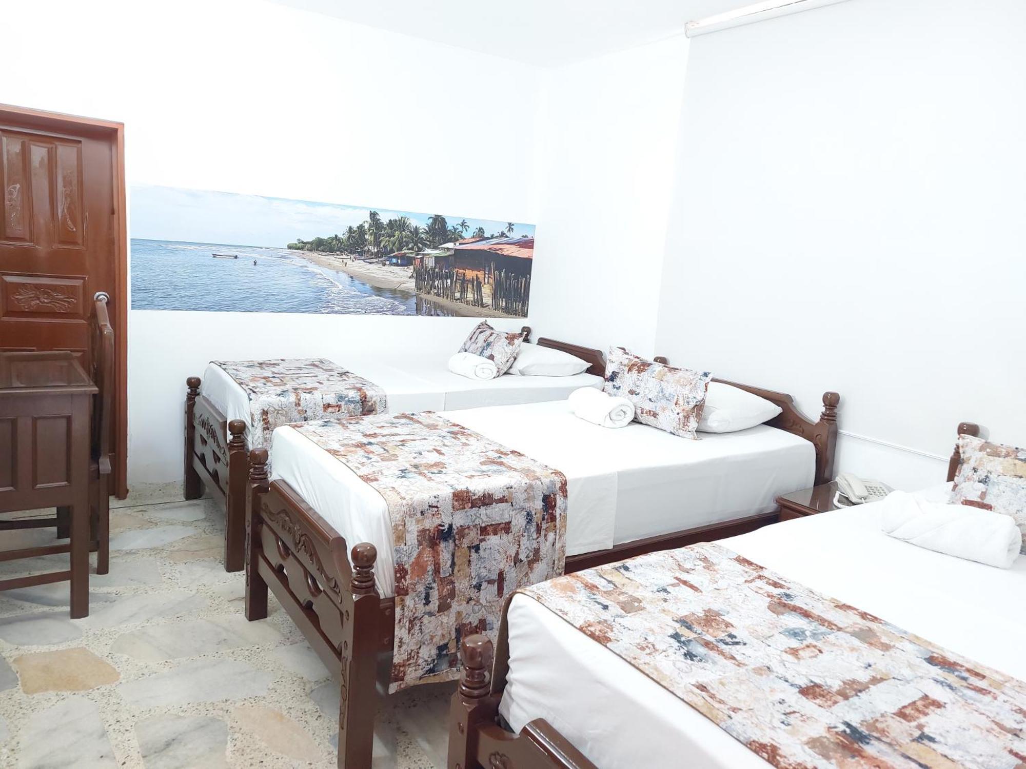 Hotel Steven Buenaventura Buitenkant foto