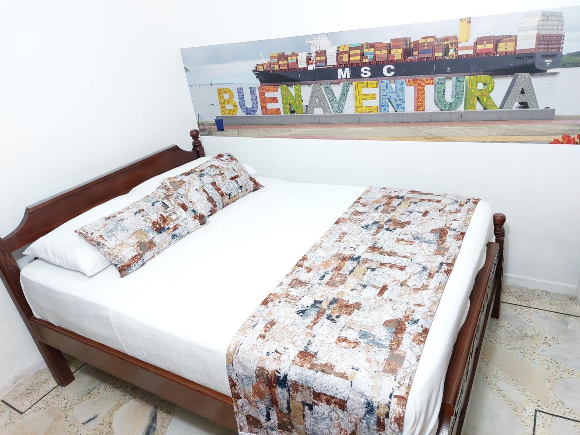 Hotel Steven Buenaventura Buitenkant foto
