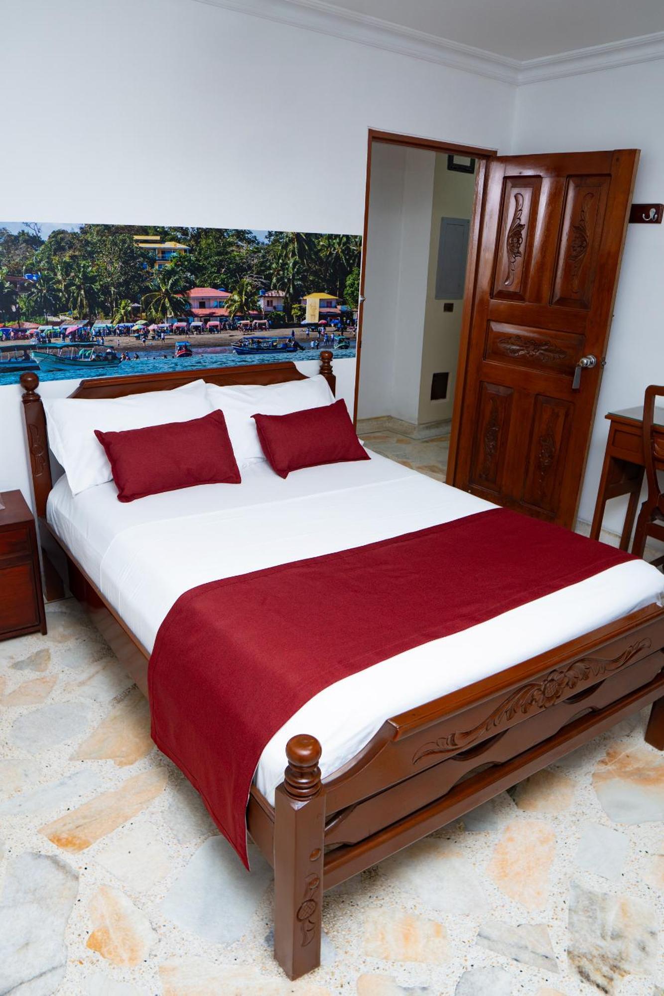 Hotel Steven Buenaventura Buitenkant foto