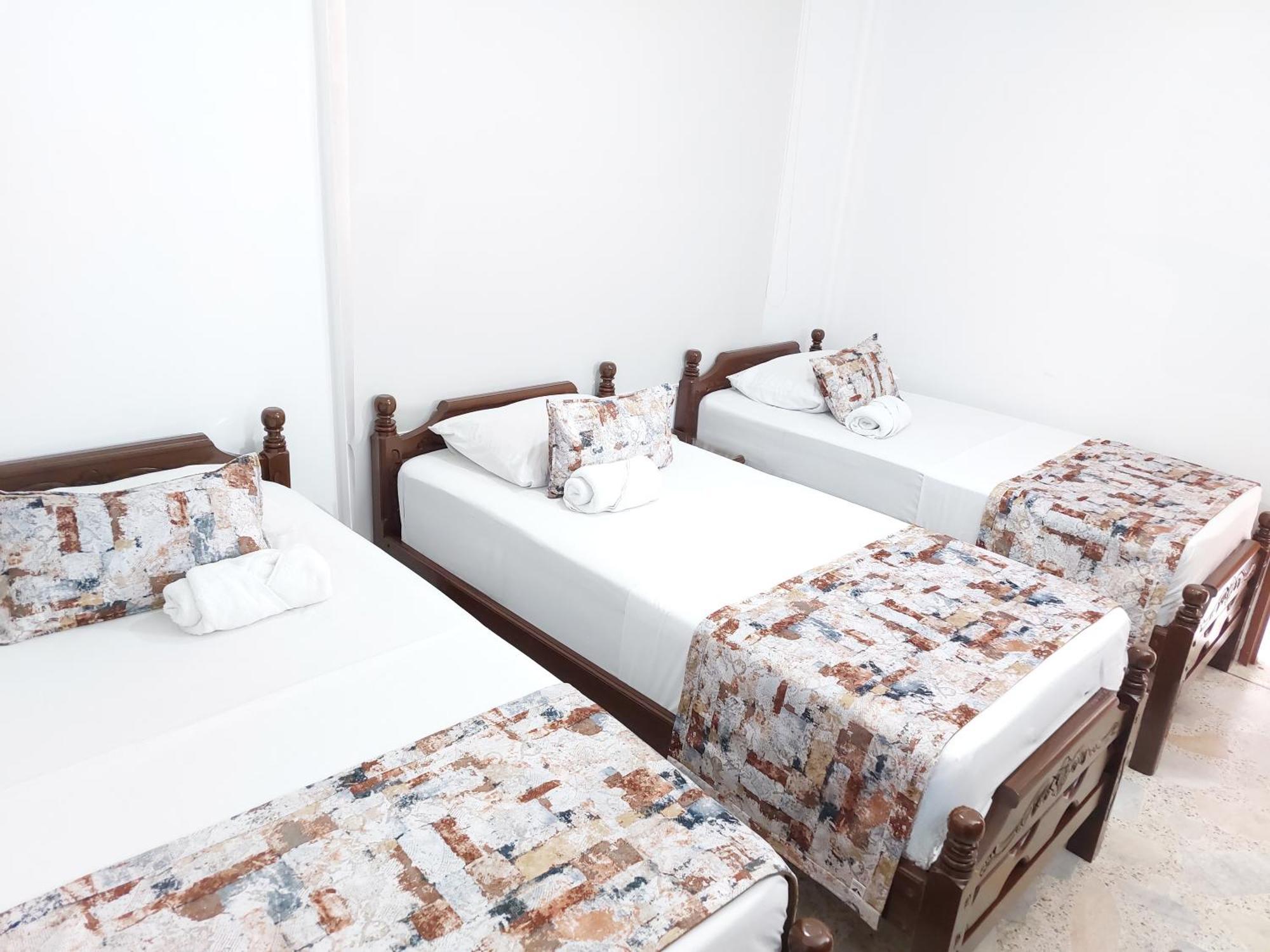 Hotel Steven Buenaventura Buitenkant foto