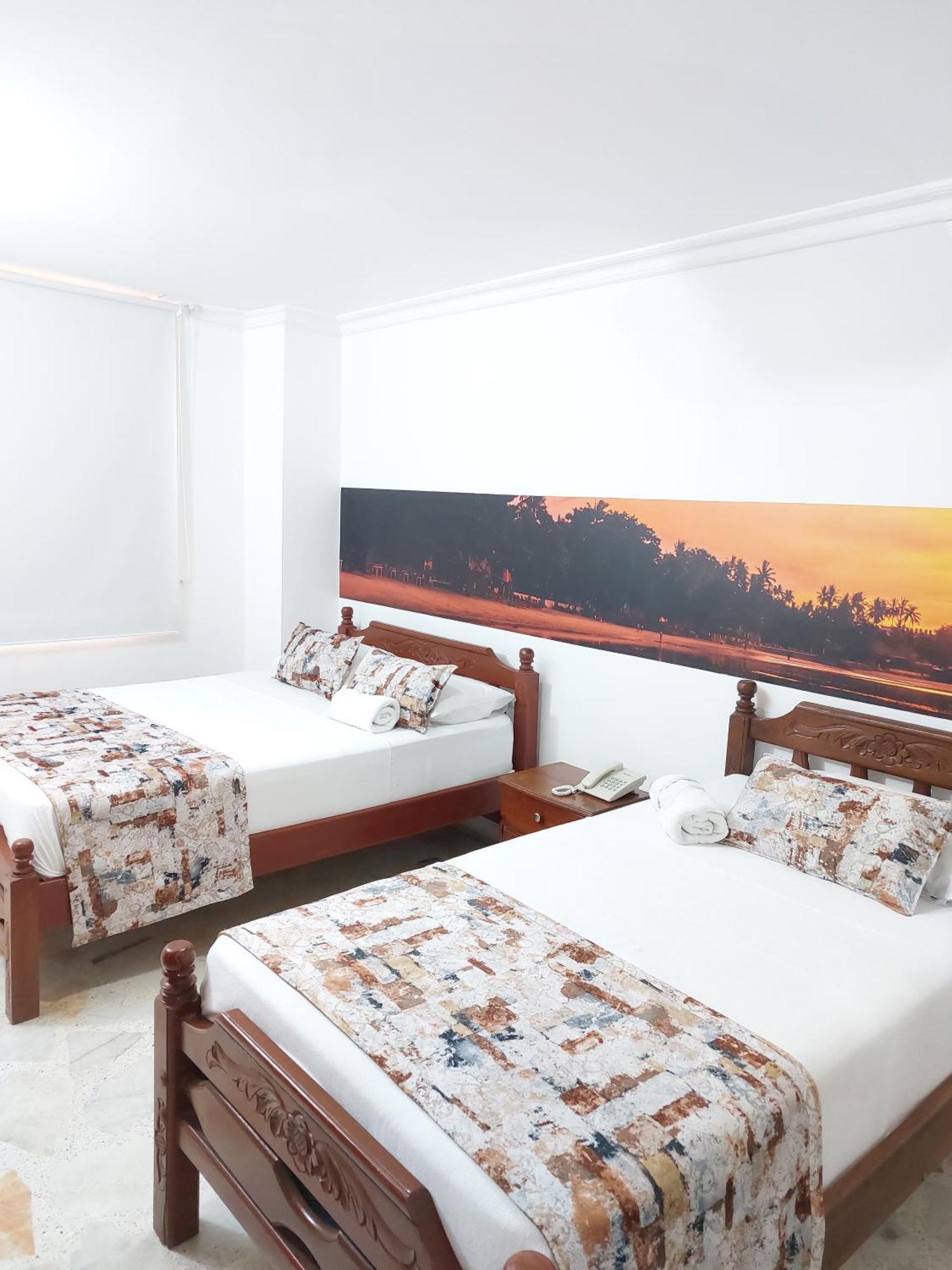 Hotel Steven Buenaventura Buitenkant foto
