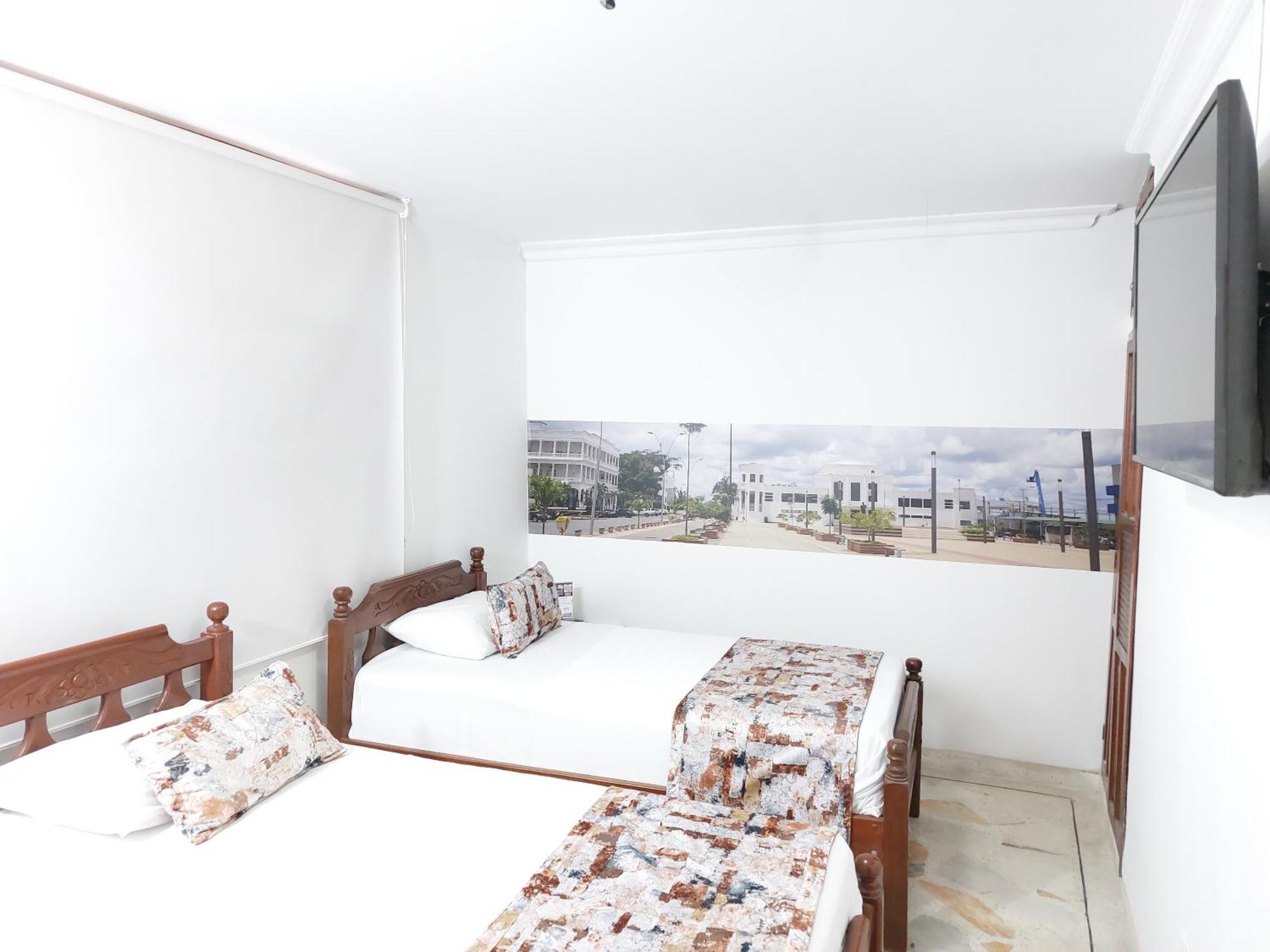 Hotel Steven Buenaventura Buitenkant foto
