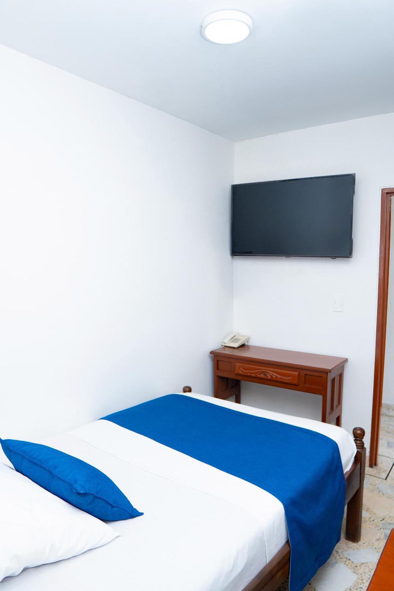 Hotel Steven Buenaventura Buitenkant foto