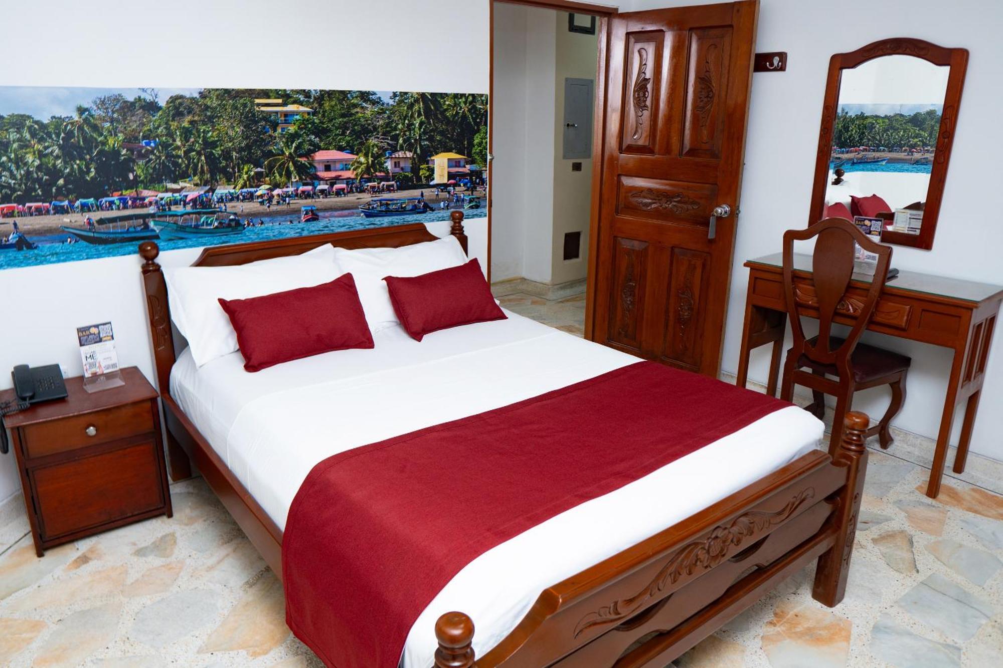 Hotel Steven Buenaventura Buitenkant foto