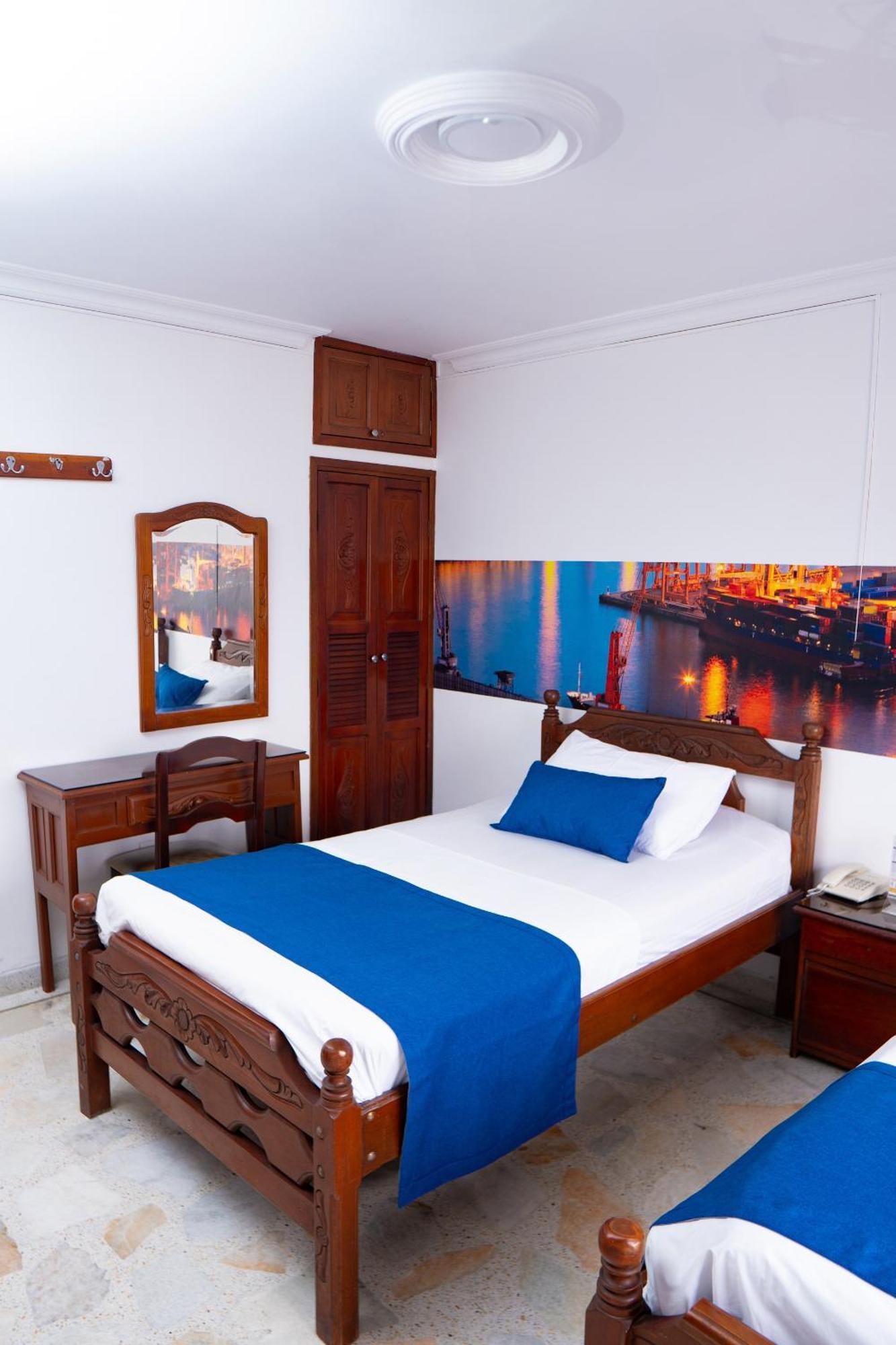 Hotel Steven Buenaventura Buitenkant foto
